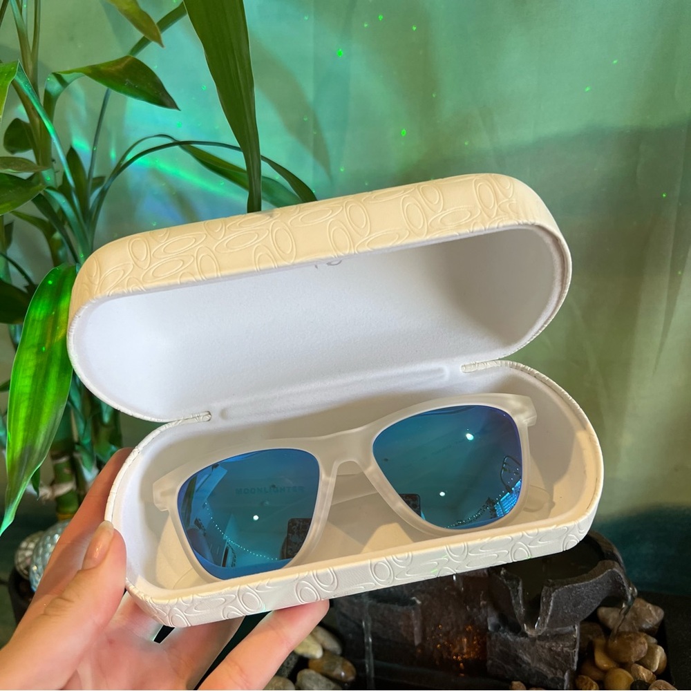 Oakley Moonlighter Sunglasses - Frosted Frame with Mirrored Lenses